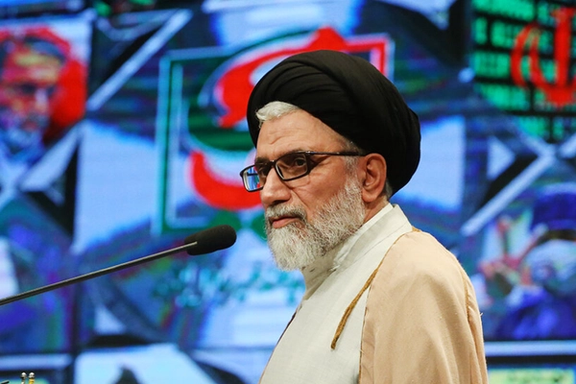 خطیب، وزیر اطلاعات: روح شهدا زمانی از ما شاد خواهد شد که پشتیبان نظام باشیم