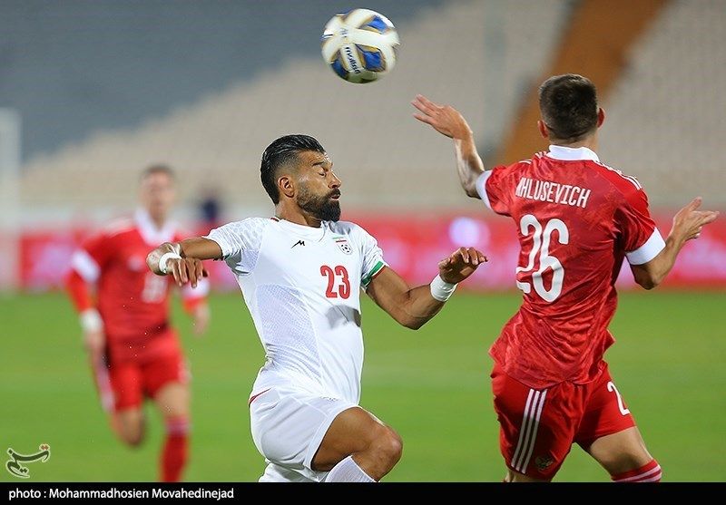 هم‌آغوشی ایران و روسیه به روایت گاردین؛ روس‌ها آهسته و نامحسوس به فوتبال بازگشته‌اند