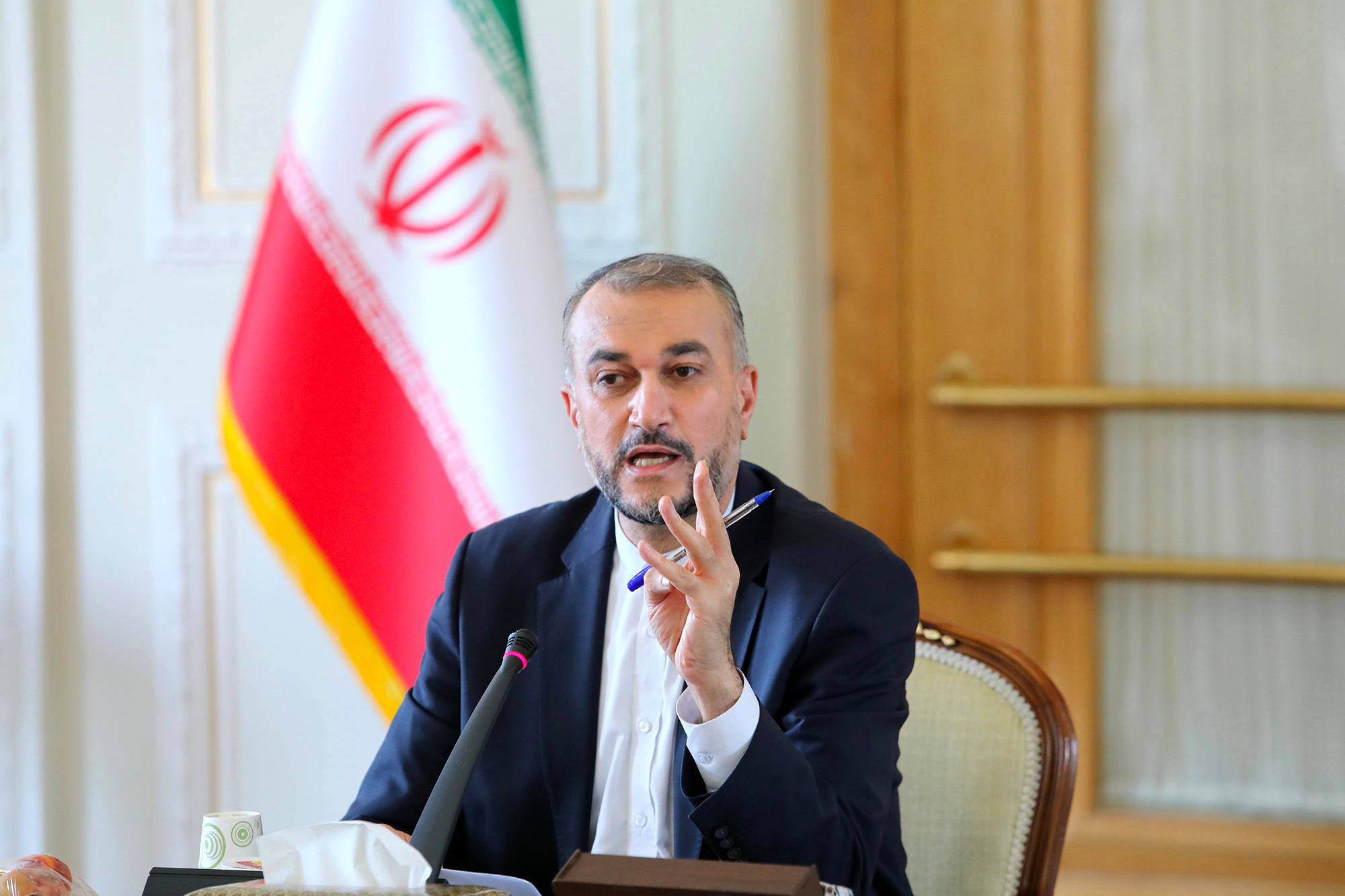 اعلام آمادگی تلویحی ایران برای مذاکره مستقیم با آمریکا