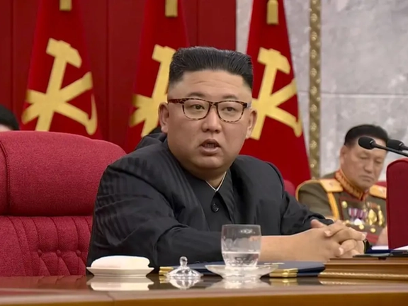 رهبر کره شمالی: تعداد سلاحهای هستهای خود را افزایش میدهیم