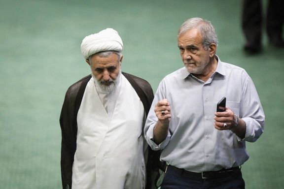 ذوالنوری، نماینده قم: موفقیت پزشکیان موفقیت نظام و شکست او شکست نظام است