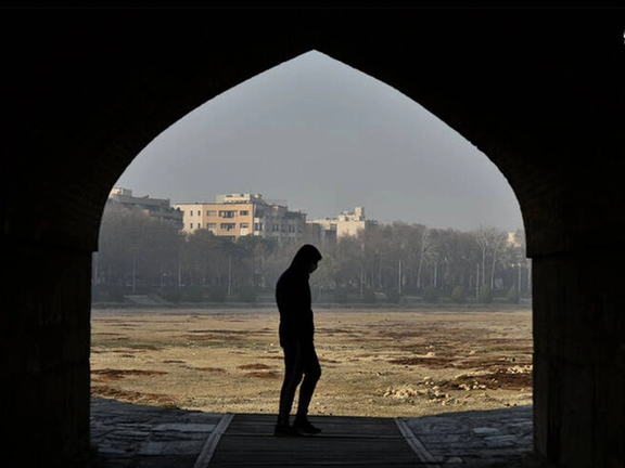 معاون علمی پزشکیان: اصفهان بهدلیل آلودگی هوا بیشترین بیماران سرطان و اماس را دارد