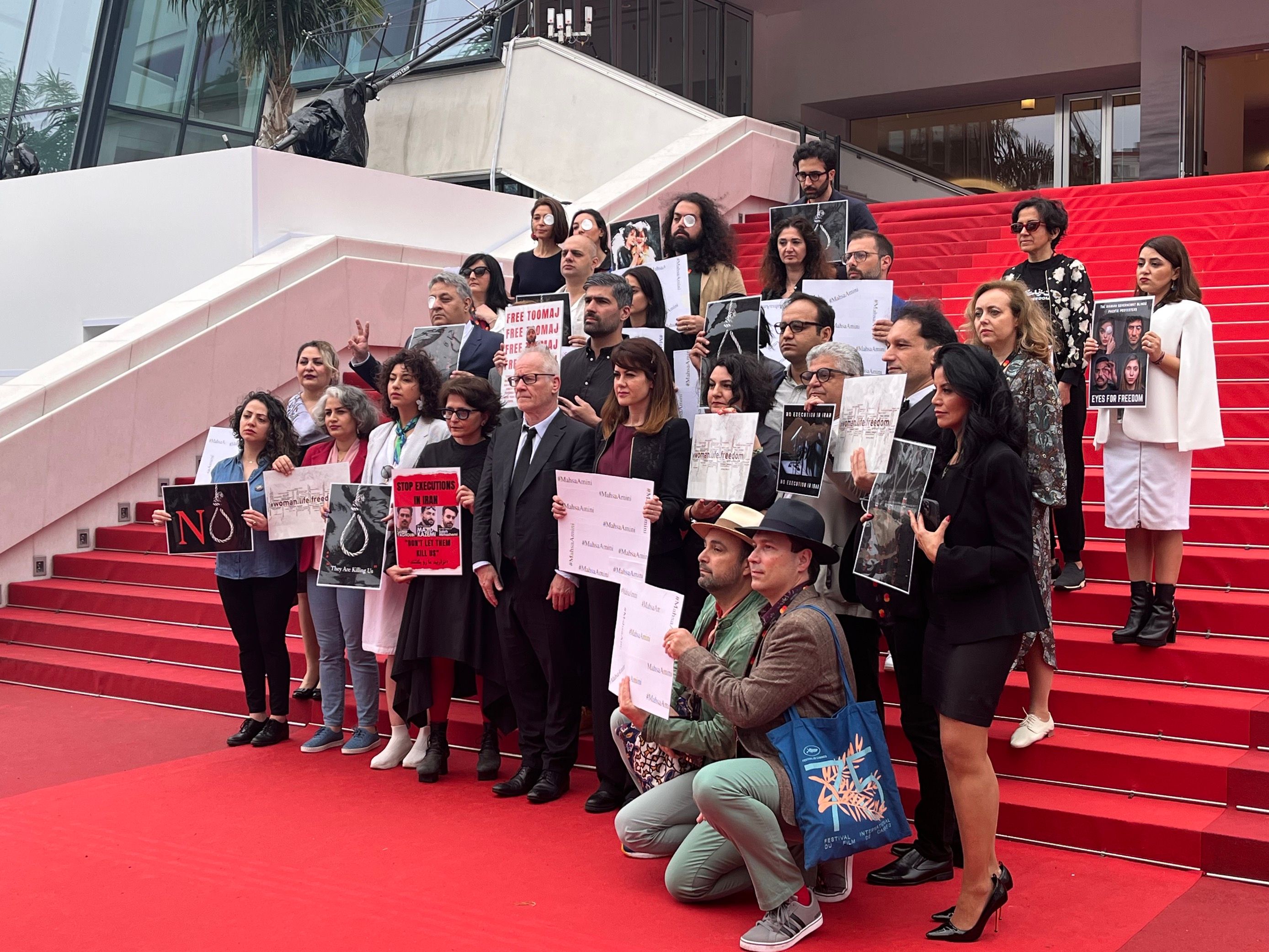 Iranian Artists’ Cannes Tribute To Hanged Protesters