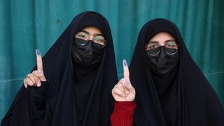 Economic Turmoil Worsens In Iran As Hardliners Win Election