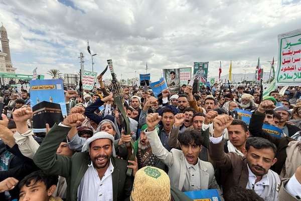 بسیج بیش از ۱۰۰ هزار نیروی یمنی؛ گزارش رویترز از تدارک حمله گسترده عربستان به حوثیها