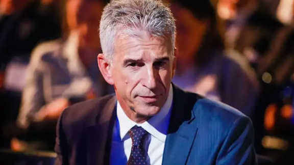 رئيس الموساد الإسرائيلي يدعو إلى مهاجمة إيران ردًا على هجمات الحوثيين