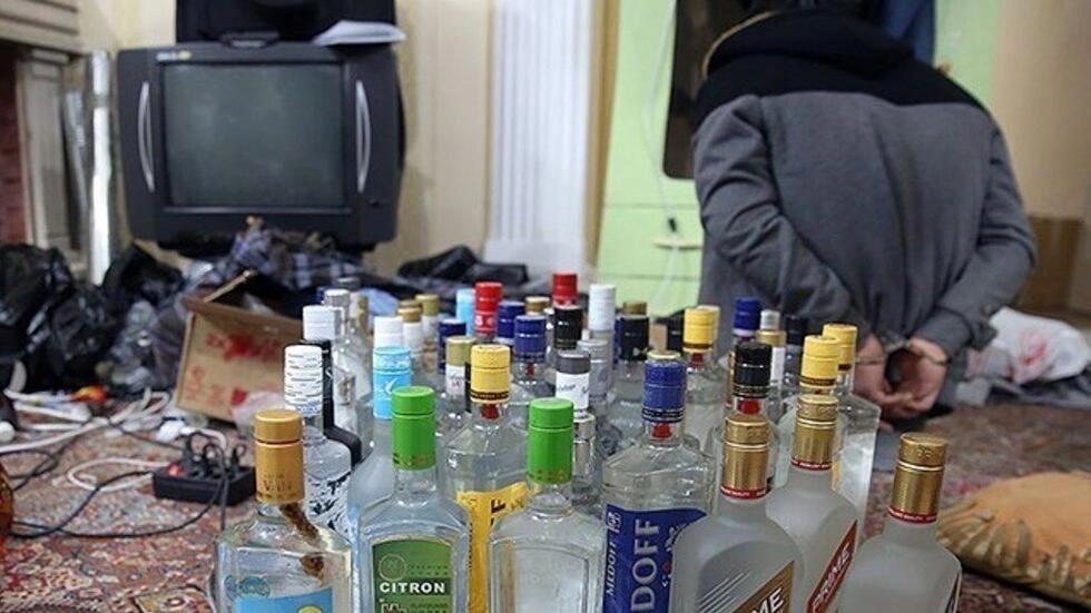 وفاة فنان تشكيلي إيراني بالكحول المغشوش.. وقائد الشرطة: التسمم ليس متسلسلاً