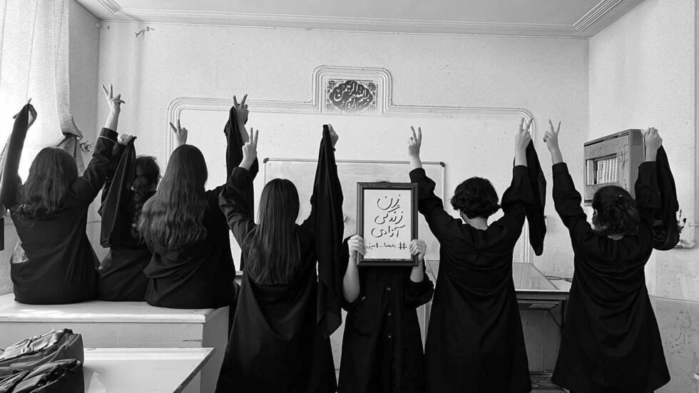 شورای هماهنگی تشکل‌های صنفی فرهنگیان ایران: برابری، شادی و عشق حق همه ایرانیان است