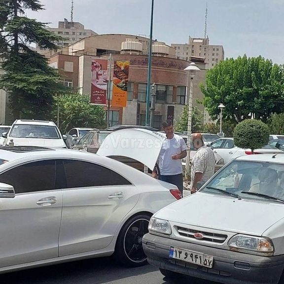 ابهامات درباره بازگشت به نیمکت قرمزها؛ حضور ناگهانی کریم باقری در اردوی پرسپولیس