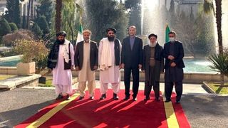 IRGC-Linked Website Blasts Foreign Minister For Anti-Taliban Tweet