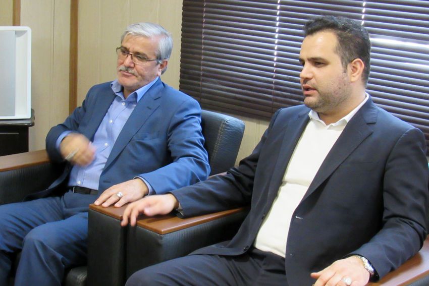 سجاد مخبر، پسری که پاشنه آشیل پدر شده است