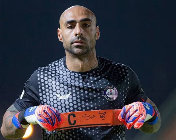 سنگربانی که در زمین مردم ماند؛ روایت روزبه سینکی