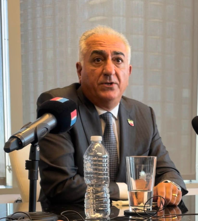 ولي عهد إيران السابق: علينا دعم جميع القوى المؤيدة للديمقراطية في الكفاح ضد النظام