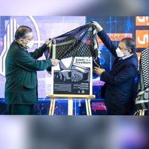 سازمان بسیج در مراسمی از یک بازی کامپیوتری درباره «نجات جورج فلوید در آمریکا» رونمایی کرد