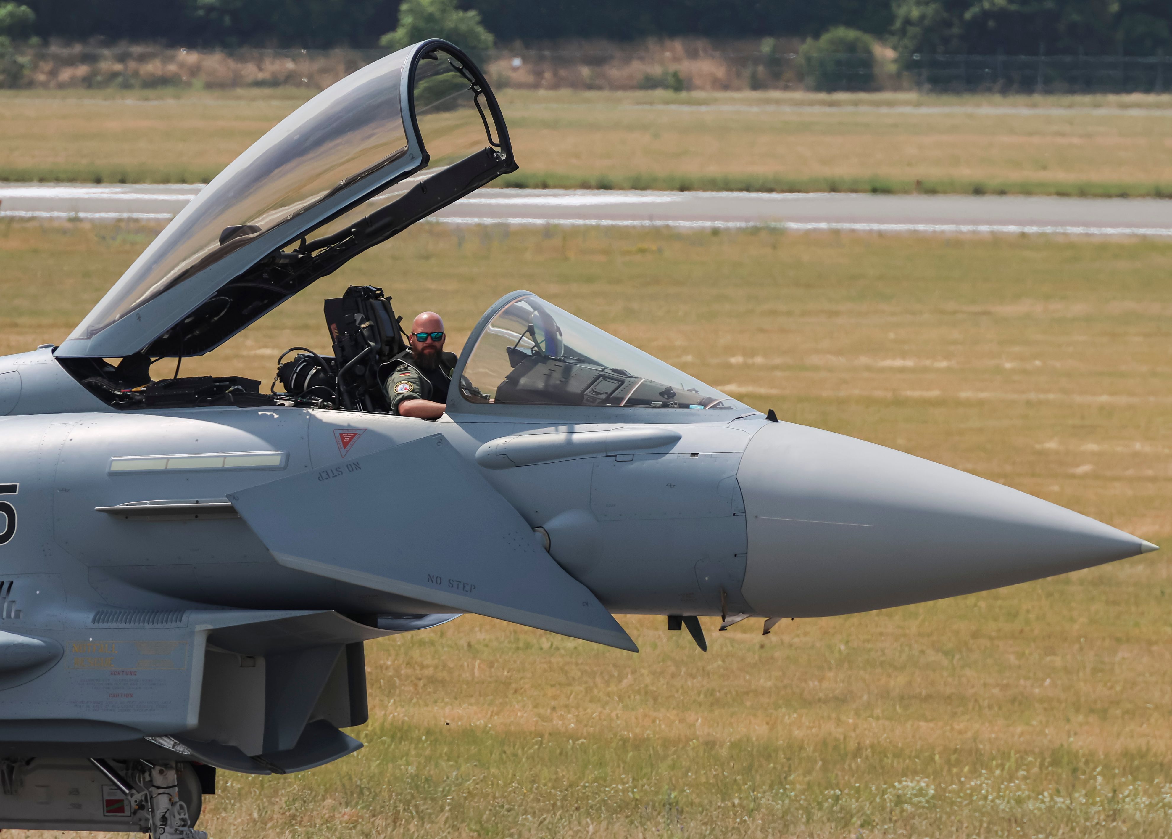 در پی نگرانی از دسترسی تهران به اورانیوم مدفون در اصفهان، طرح اعزام دلتافورس بررسی می‌شود