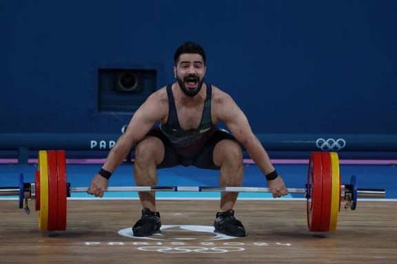«جوادی پنج بار هالتر را انداخت!»؛ ناکامی قهرمان پیشین جهان در مسابقات جهانی وزنهبرداری