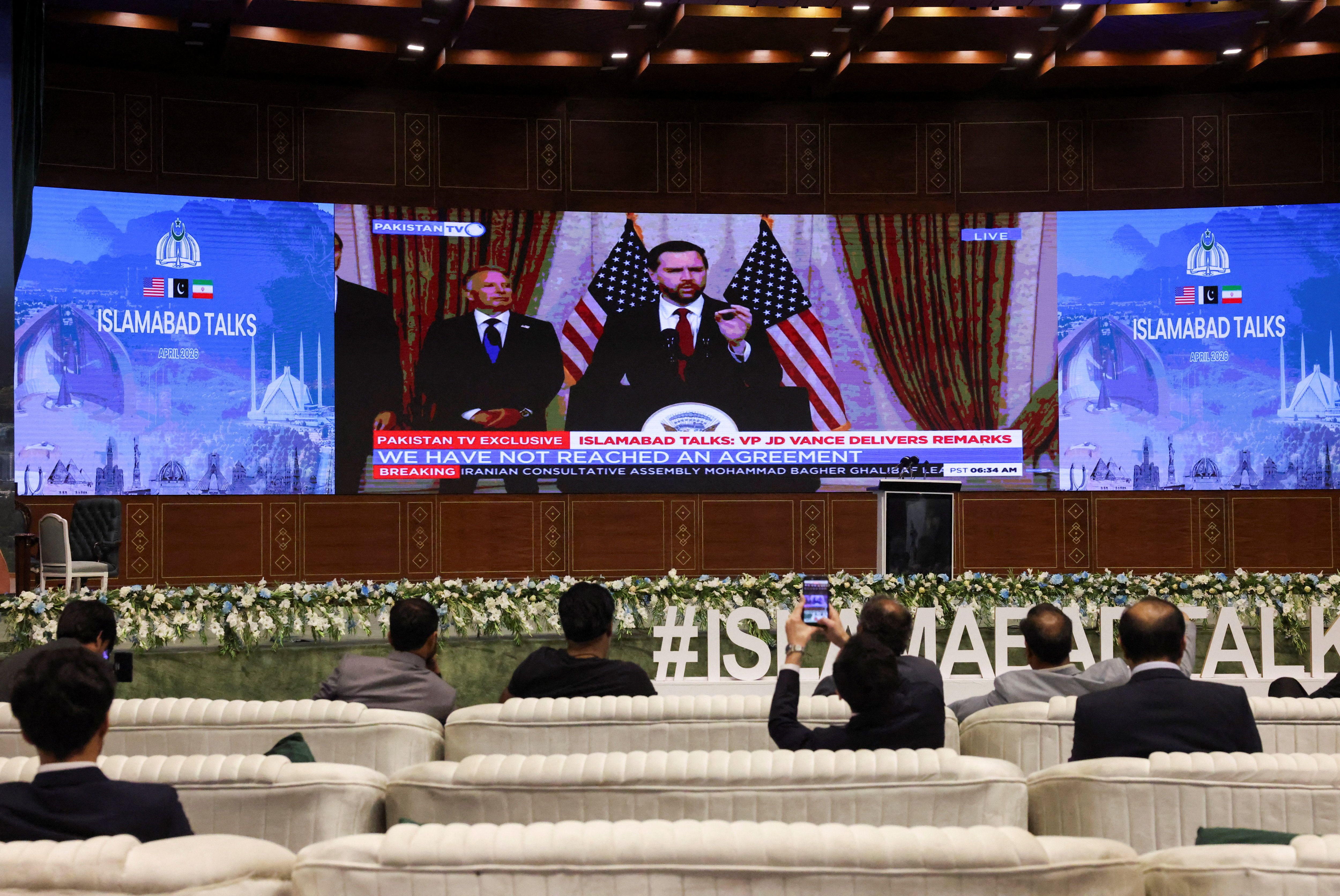 معاریو: احیای مذاکرات منوط به تغییری ملموس در مواضع جمهوری اسلامی است