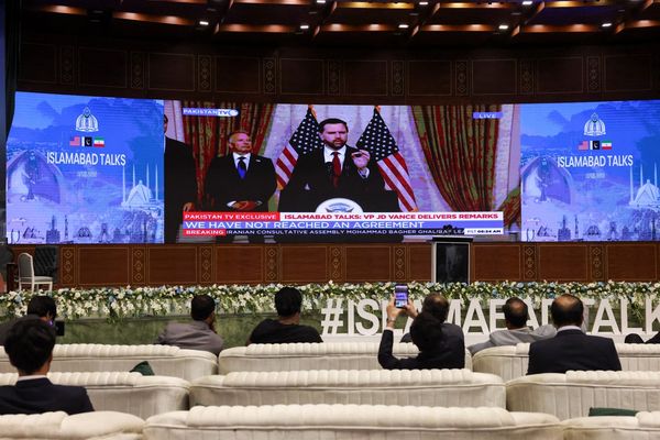 معاریو: احیای مذاکرات منوط به تغییری ملموس در مواضع جمهوری اسلامی است