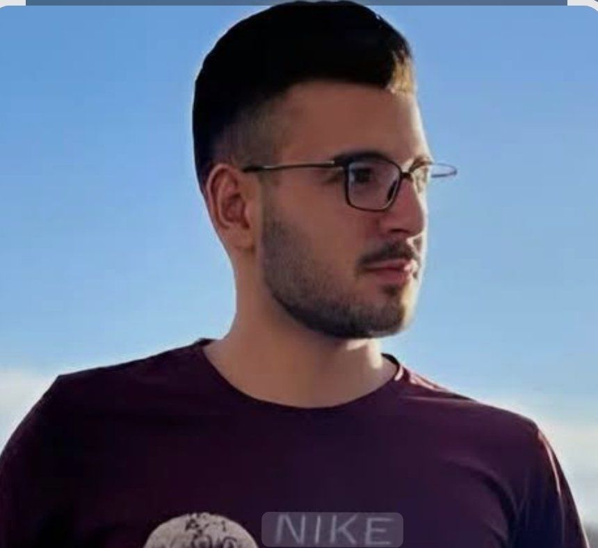 پدر احسان فریدی، دانشجوی محکوم به اعدام: پسرم ۱۸ ماه زندان بوده و مستحق این حکم نیست