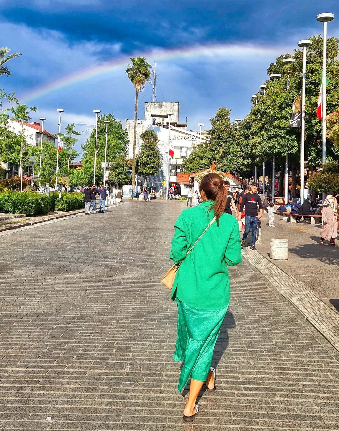 مجمع تشخیص مصحلت یک ماده لایحه عفاف و حجاب را مغایر اقتصاد مقاومتی دانست