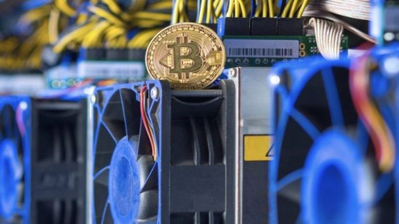 گمرک ایران: ماينرهای استخراج رمزارز بدون هیچ منعی و با ارز بانک مرکزی وارد کشور میشوند