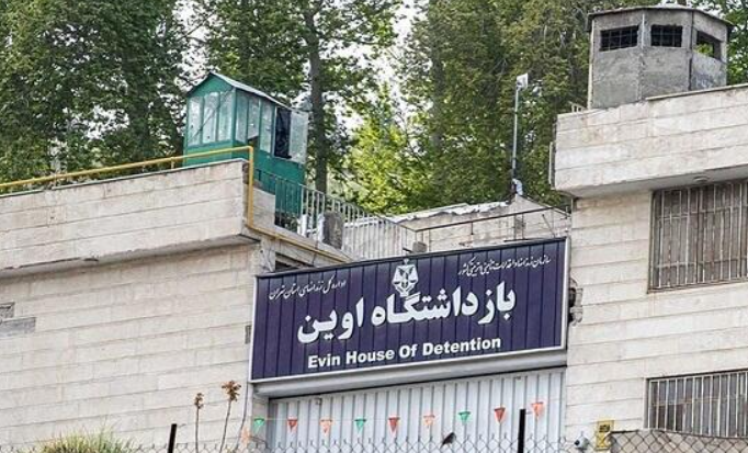 با وجود زخمی شدن زنان، سازمان زندان‌ها ضرب و شتم در اوین را تکذیب کرد