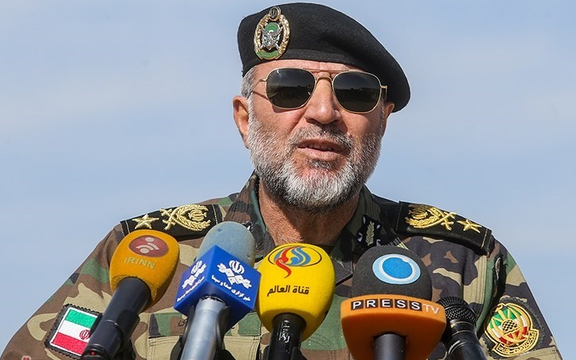 فرمانده نیروی زمینی ارتش: اگر اشیای پرنده عرض اندام کنند مورد حمله ما قرار میگیرند