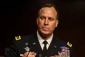 فرمانده سنتکام: گزینههای متنوعی برای اقدام نظامی علیه ایران به ترامپ ارائه دادهام