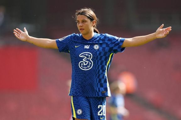 سم کر، ستاره تیم زنان چلسی به اتهام نژادپرستی علیه یک پلیس، دادگاهی شد