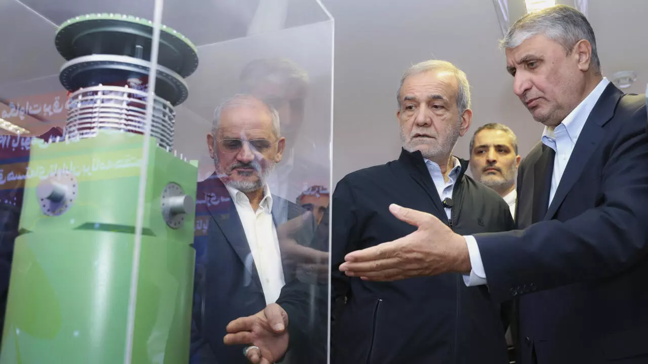 "مسارات التهديد".. كيف يشكل النظام الإيراني خطرا على أوروبا؟