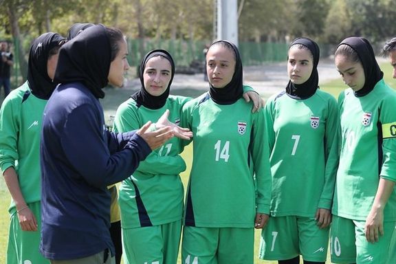 جریمه بازیکن تیم ملی زنان ایران به دلیل آسیب زدن به رختکن پس از شکست ۱۱ بر صفر