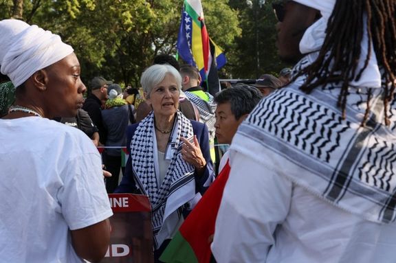 جیل استاین، نامزد حزب سبز آمریکا، در تجمع حامیان فلسطین در شیکاگو، ۳۱ مرداد