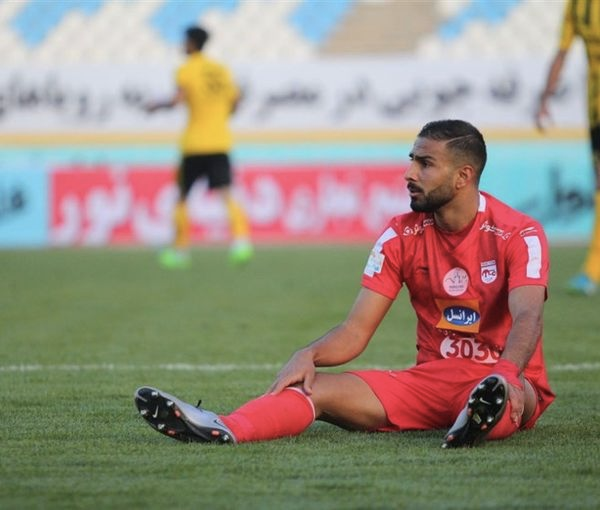 رياضيون ومنظمات دولية يحتجون على احتمال إعدام النظام الإيراني لاعبا سابقا لكرة القدم