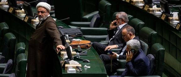 برلماني إيراني يكذّب باقر قاليباف: مجلس الأمن القومي لم يمنع إصدار "قانون الحجاب"