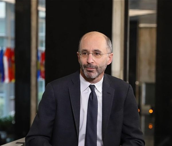 تهران تایمز: نزدیکی زیاد رابرت مالی به دستیاران و مشاوران غیررسمی ایرانی باعث سقوطش شد