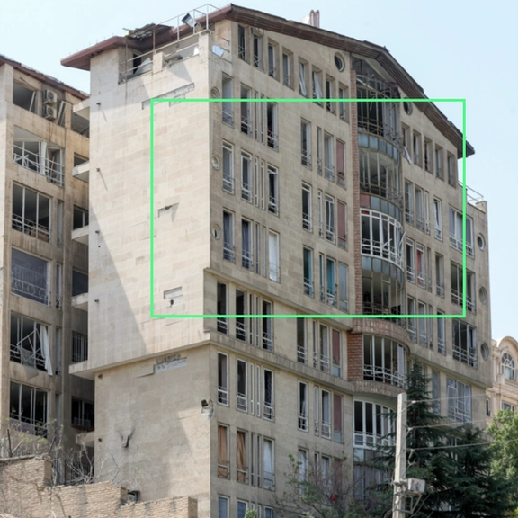 مجتمع مسکونی نزدیک زندان اوین