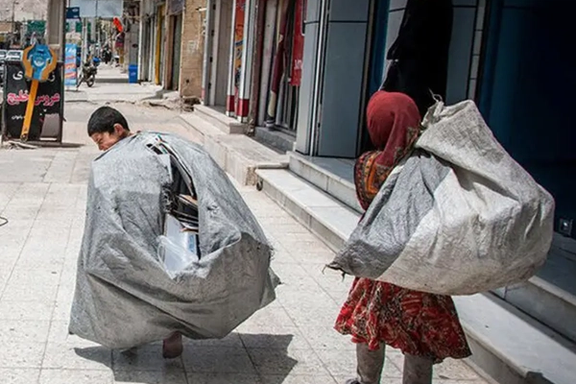 عضو شورای شهر تهران: پیمانکاران شهرداری از کودکان اتباع برای کار استفاده میکنند