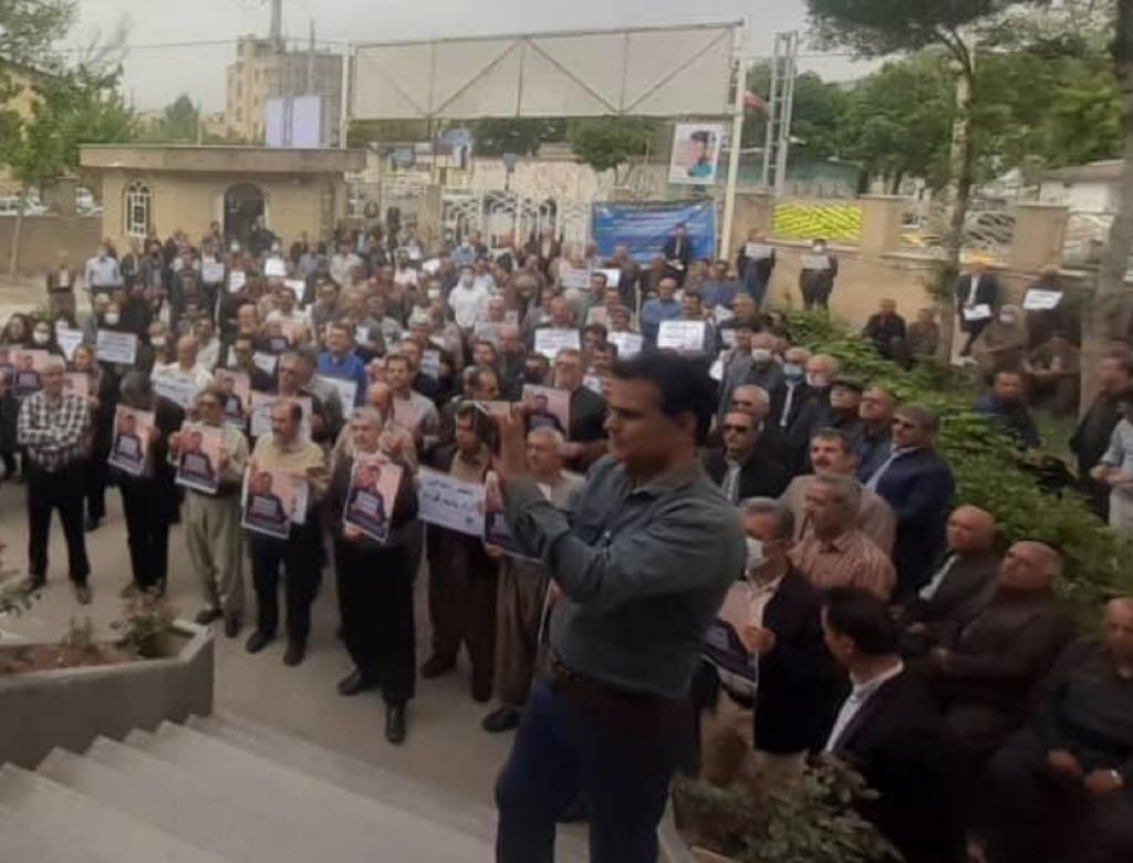 Iranian Teachers Beaten And Arrested During Labor Day Protests