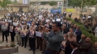 Iranian Teachers Beaten And Arrested During Labor Day Protests