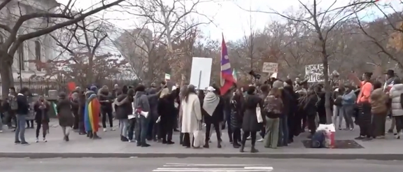 ایرانیان و کنشگران در نیویورک مقابل خانه نماینده جمهوری اسلامی در سازمان ملل تجمع کردند