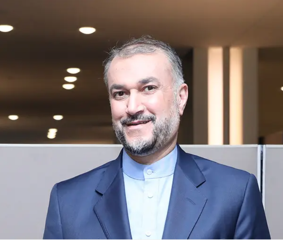 وزير خارجية إيران بشأن قمع المحتجين: لدينا ديمقراطية كاملة .. تعالوا وانظروا بأنفسكم