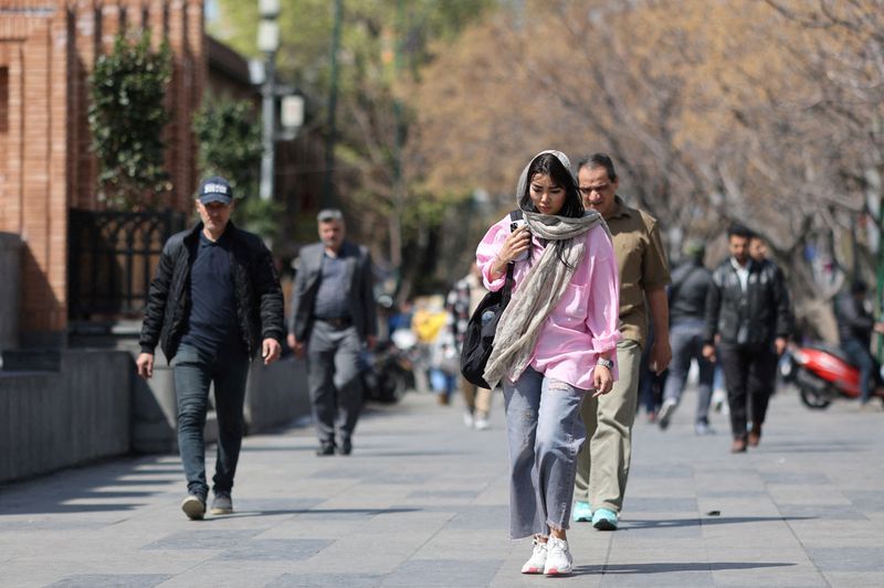 چرا وقت حرف زدن رسیده است؟