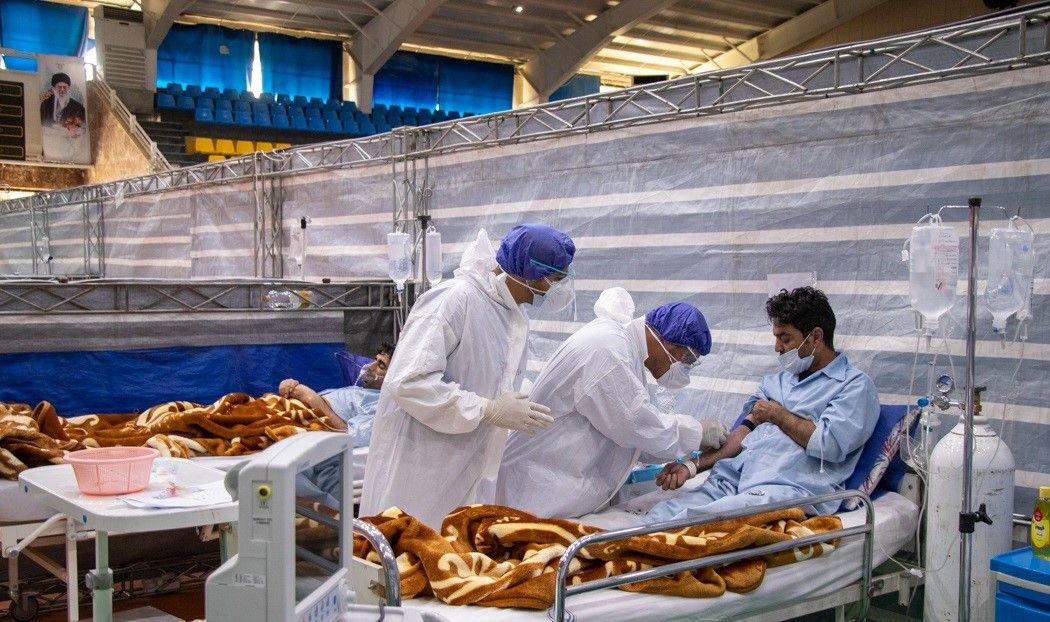 Authorities Hesitate Over Restrictions As Omicron Spreads In Iran
