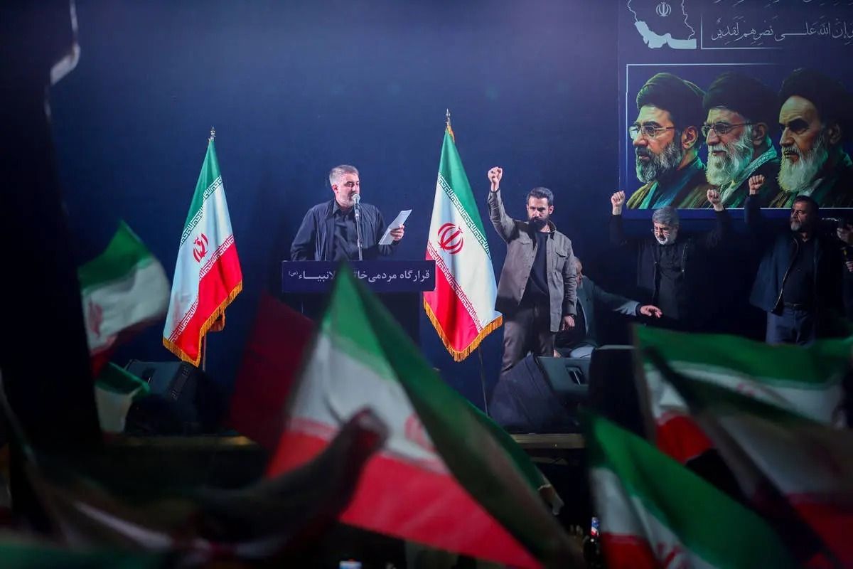 رجزخوانی نظام؛ مغازه کوچک وحشت‌فروشی
