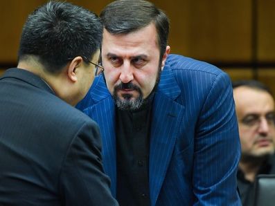 معاون وزارت خارجه ایران: اگر اتفاق خاصی نیفتد تحریمها یک هفته دیگر برمیگردند