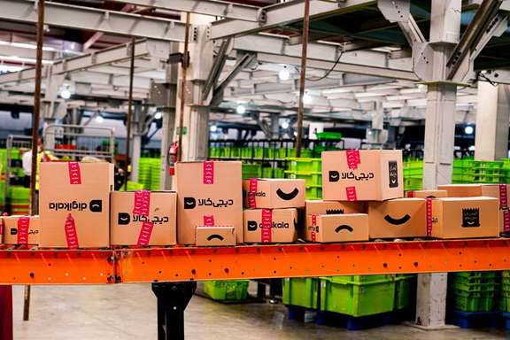 Inside a Digikala storehouse