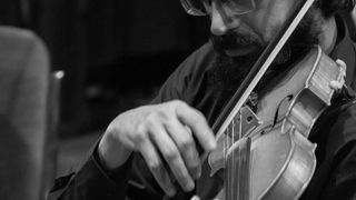 شلیک در پاسداران، سکوت یک ویولن؛ روایت کشتهشدن پویا فراگردی بهدست جمهوری اسلامی