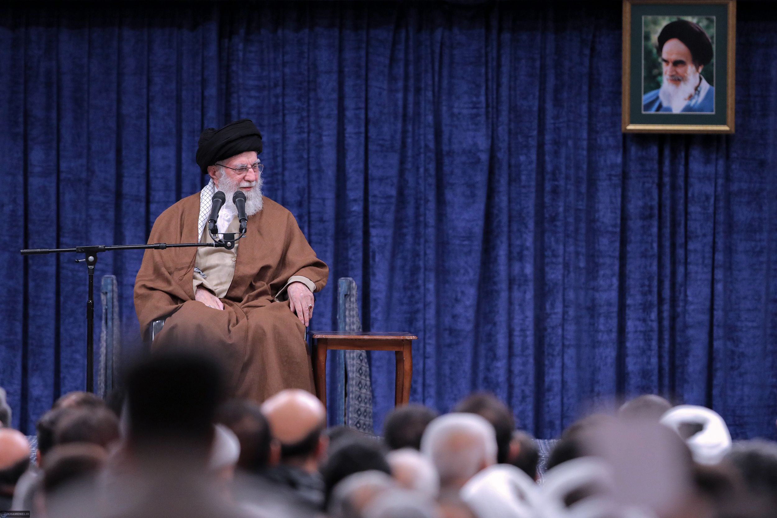 خامنه‌ای وعده داد: سوریه از مخالفان پس گرفته می‌شود