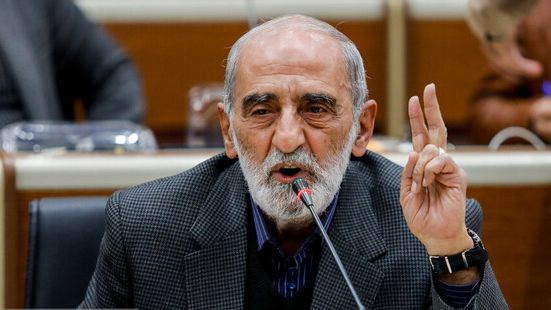 روزنامه کیهان: هر رای که به صندوق انداخته شود تیری است به سوی دشمن