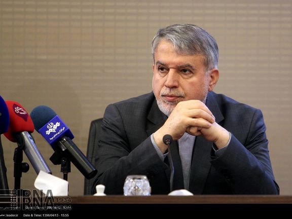 Former Iranian Culture Minister Blames Government For ‘Hungry Masses’